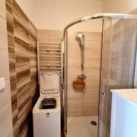 Center Location In Old Town Апартаменты *